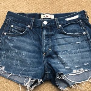 AMO shorts